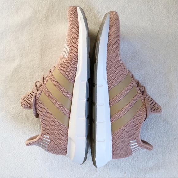 Adidas Swift Run Women’s Ashpea & White Sneaker Running Shoe, size 9 Medium - Picture 10 of 16